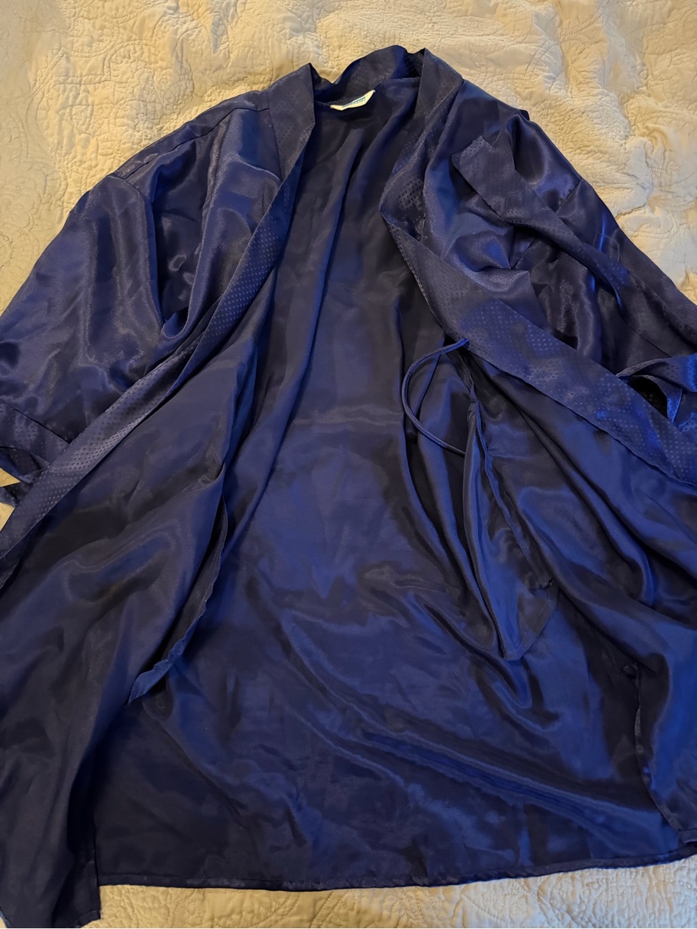 Vtg Partners by Mervyn’s Satin Robe in Deep Navy - Women's Intimates & Sleepwear - Picture 4 of 5